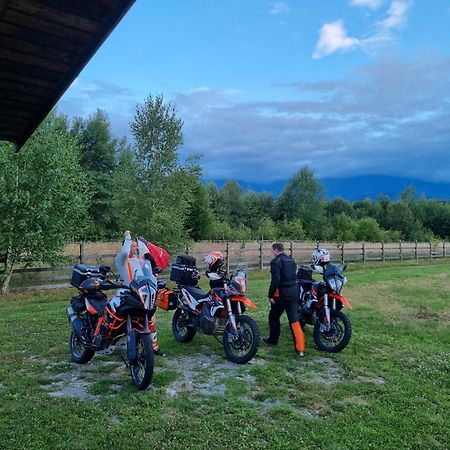 Musketeers Cabin Felsőporumbák Kültér fotó